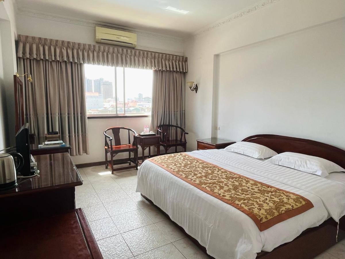 Chung Hsin Hotel 中信酒店 Πνομ Πενχ Εξωτερικό φωτογραφία