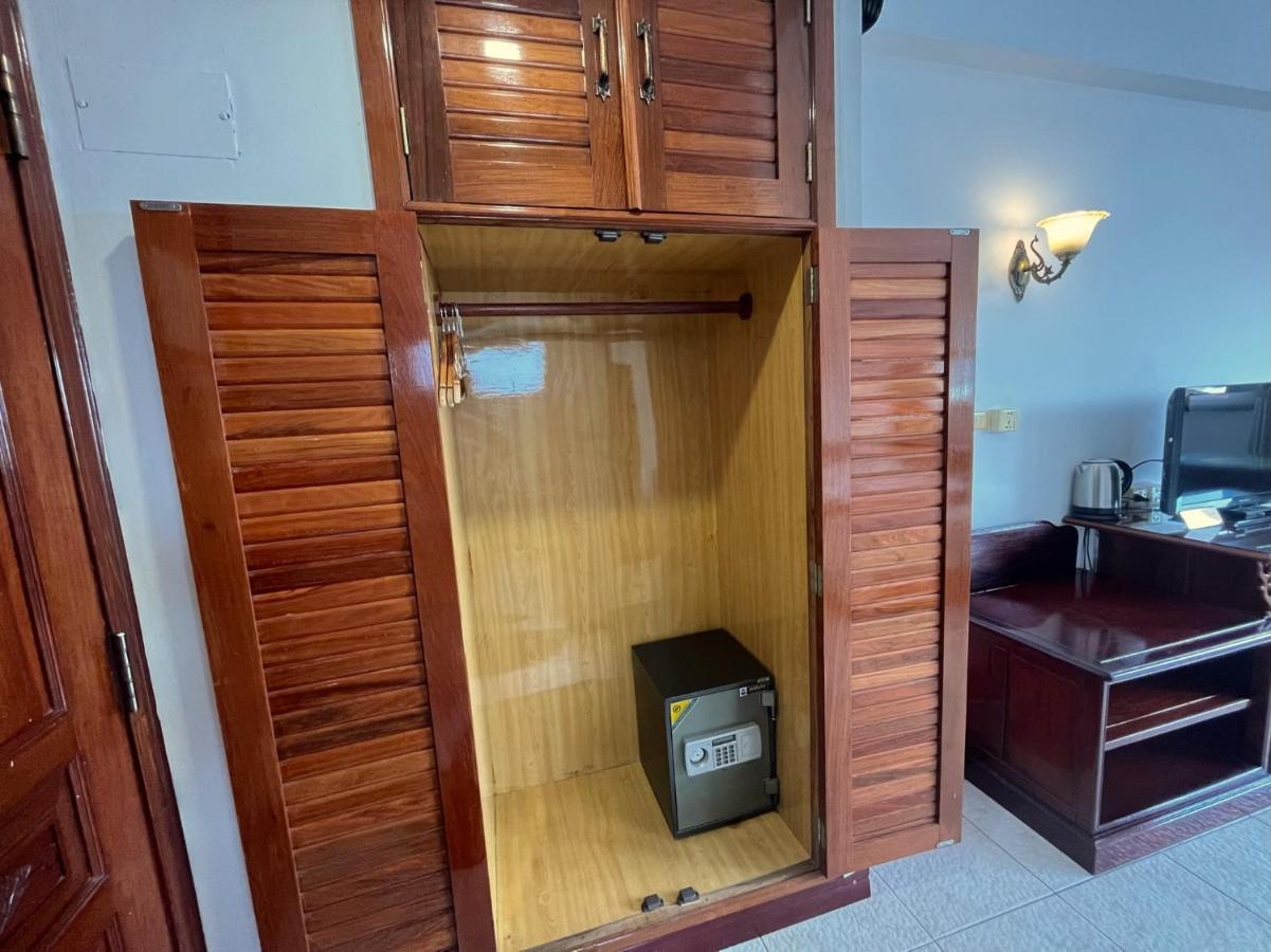 Chung Hsin Hotel 中信酒店 Πνομ Πενχ Εξωτερικό φωτογραφία